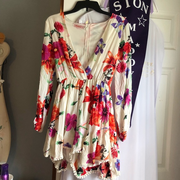 Romper - Picture 1 of 4